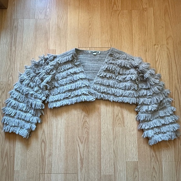 stolen girlfriends club shaggy sweater crop size 10 - Picture 2 of 3
